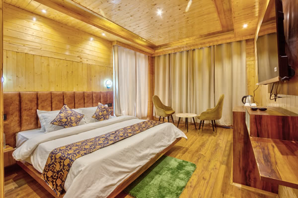 Super Deluxe Room